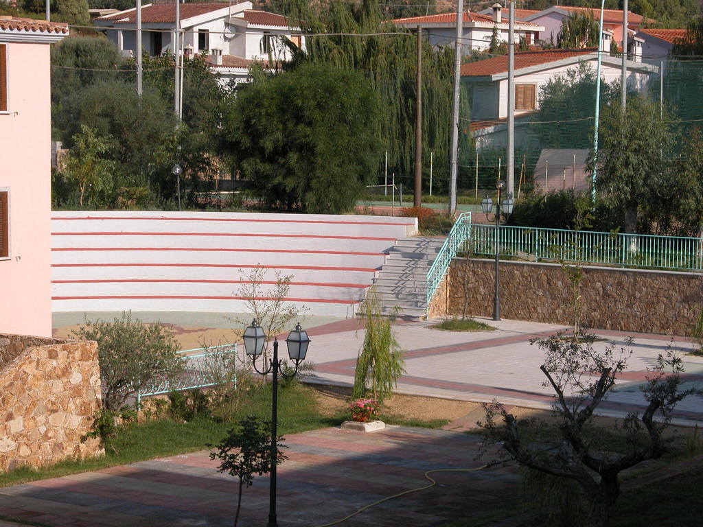 Albergo Residenziale Gli Ontani Cala Liberotto Buitenkant foto