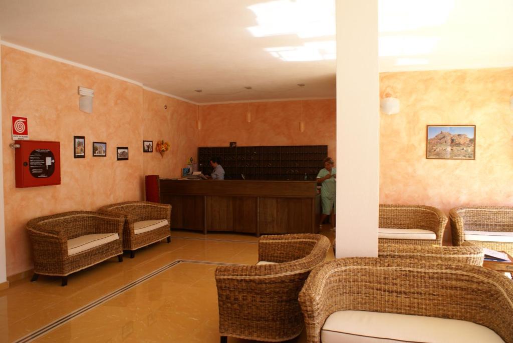 Albergo Residenziale Gli Ontani Cala Liberotto Buitenkant foto