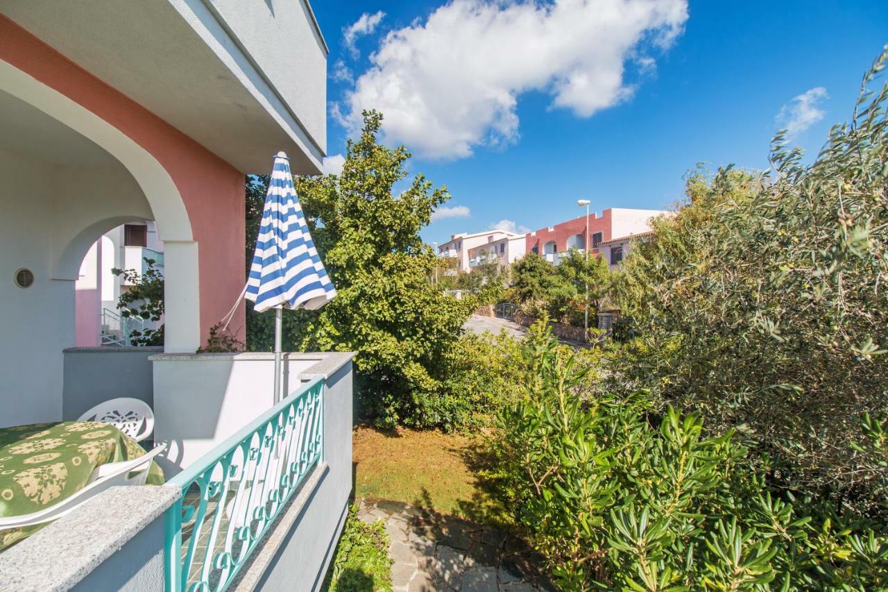 Albergo Residenziale Gli Ontani Cala Liberotto Buitenkant foto